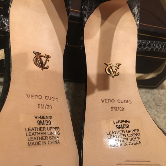 Vince Camuto Signature Benni Dress Sandal - Picture 7 of 8